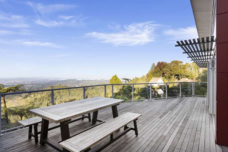 535 Scenic Drive Waiatarua_8