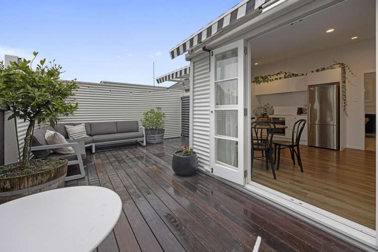 251a Courtenay Street Strandon_31