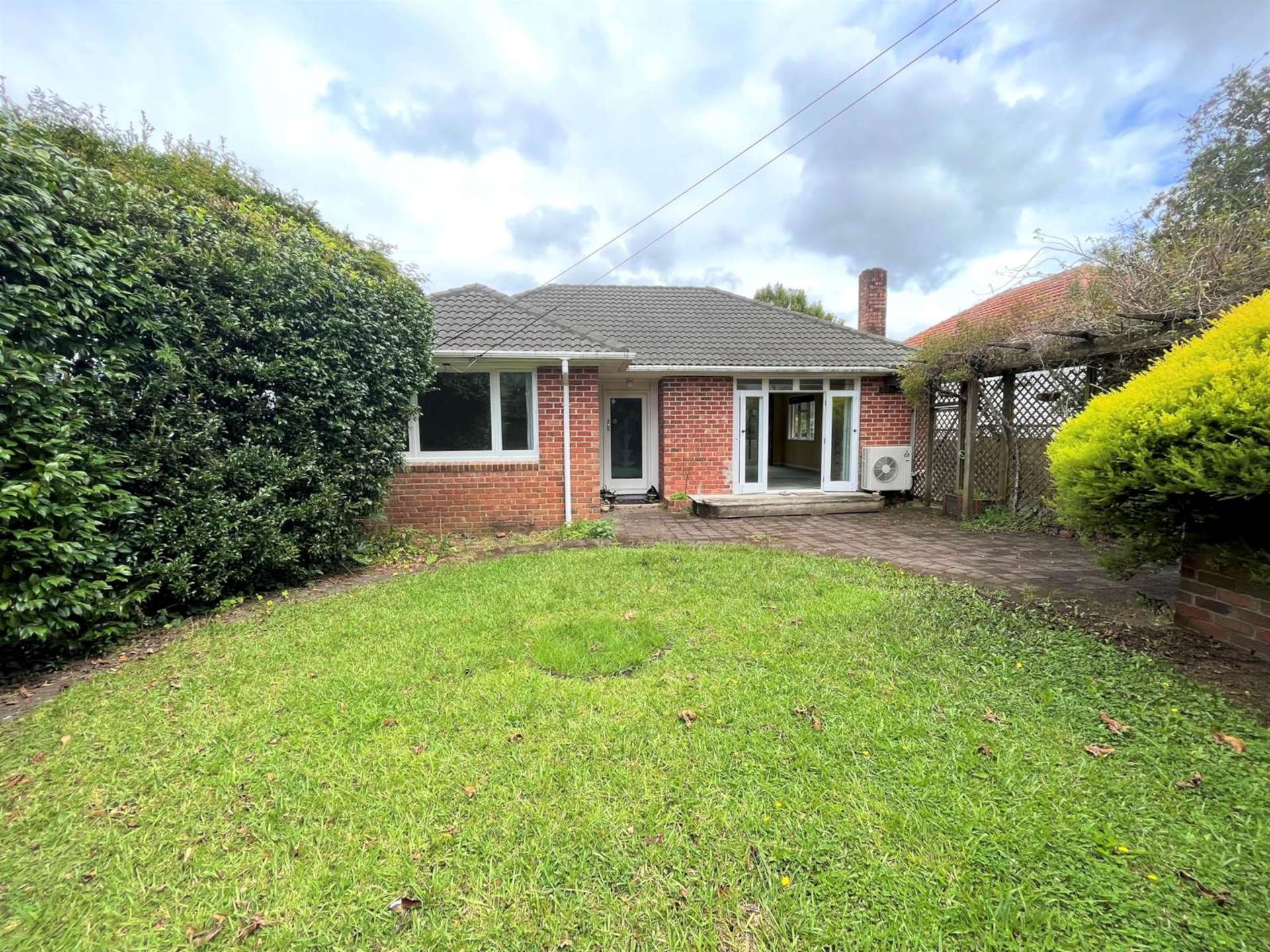 7 Rogan Street Mount Roskill_0