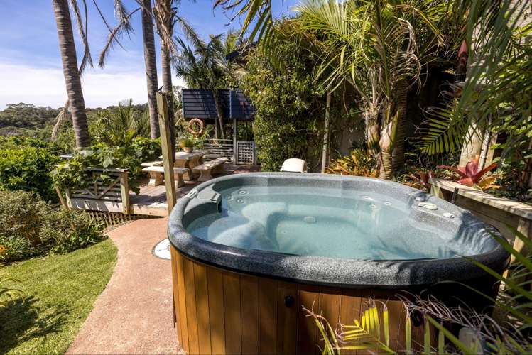 67 Kennedy Point Road Surfdale_8