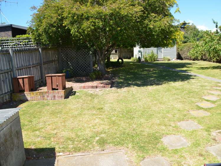 46 Luxmoore Road Waimataitai_13