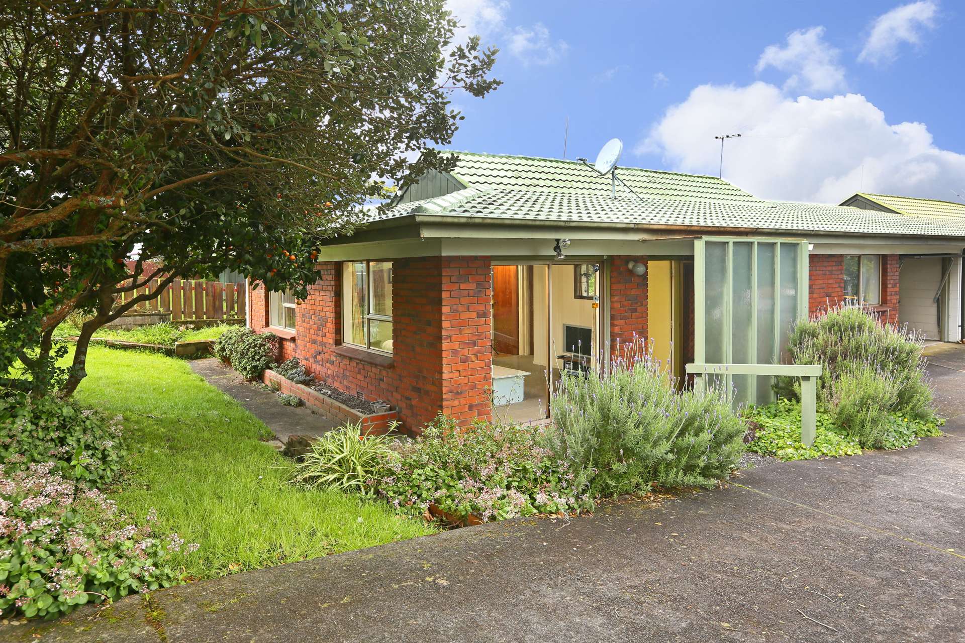 1/35a Coniston Avenue Te Atatu South_0