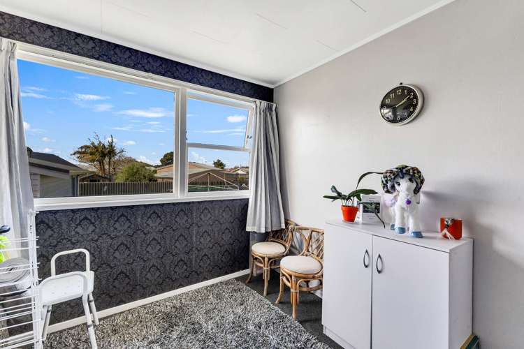 37 Fairfield Road Hawera_17