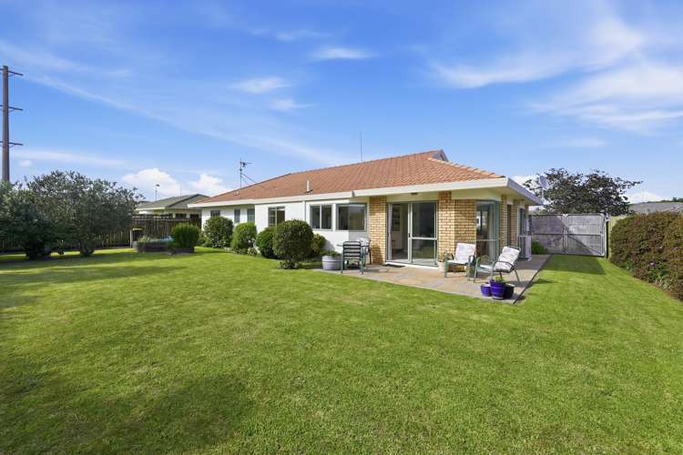 18 Azalea Dell Mount Maunganui_18