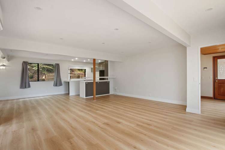 3 Herrings Cove Place Titirangi_23