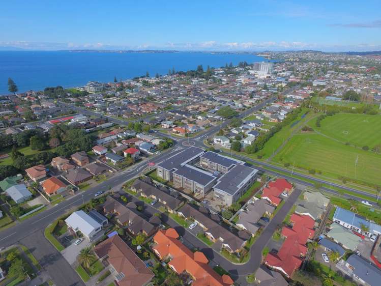 304/252 Centreway Road Orewa_17