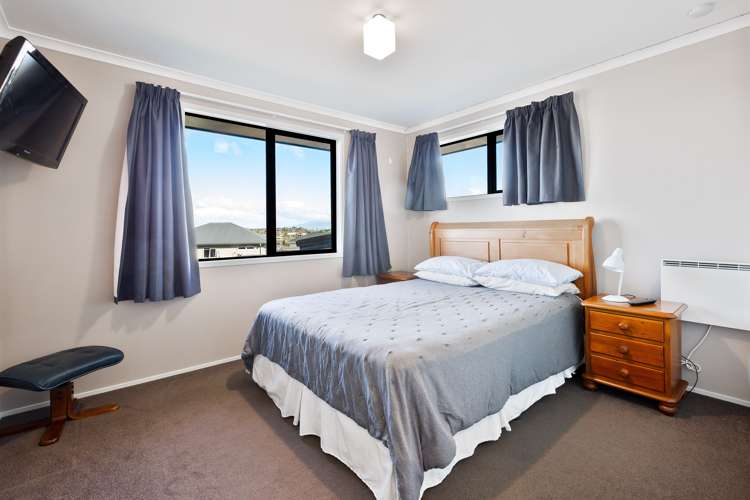 12 Iris Place Grandview Heights_8