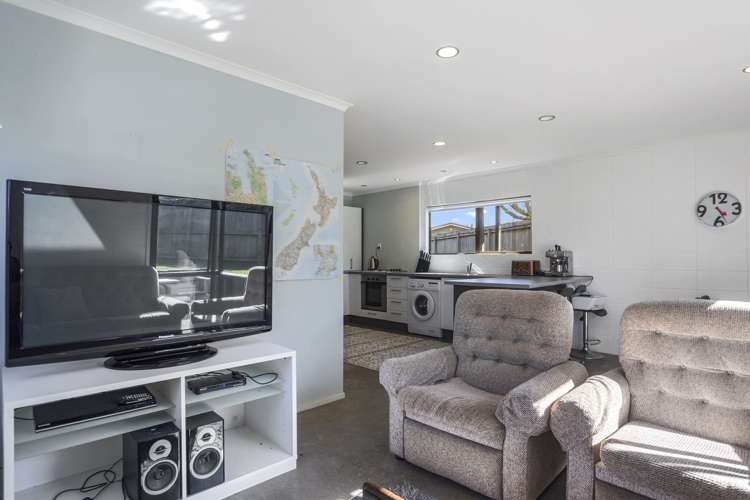 18 Glen Vnus Pauanui_21