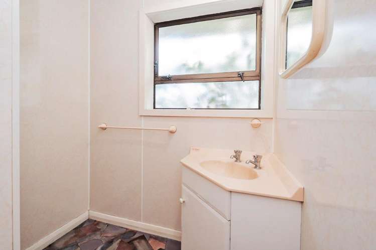 5 Mckenzie Avenue Southbridge_13