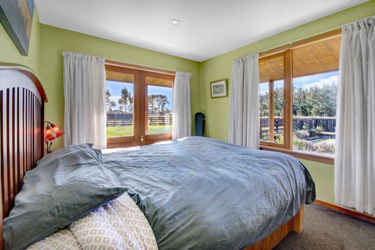 2824 South Eyre Road West Eyreton_10