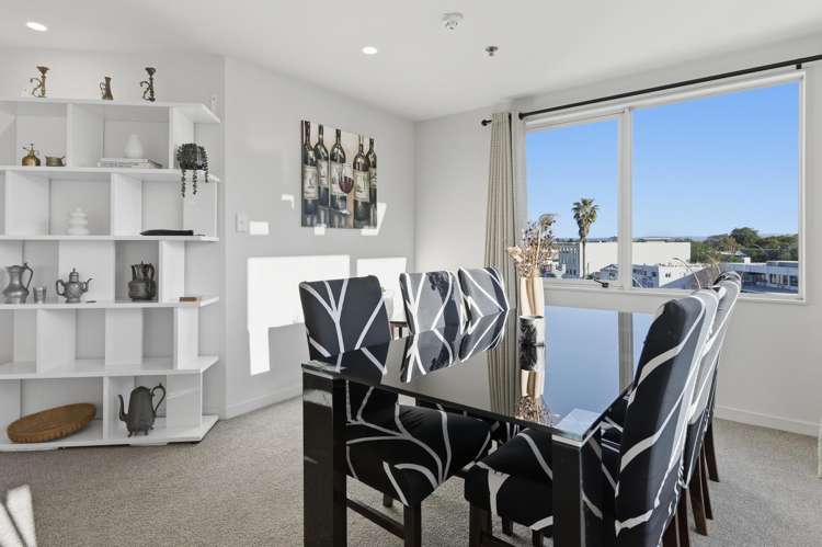 402/6 Durham Street Tauranga_8