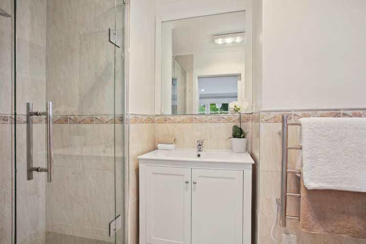 32 Glenmore Road Sunnyhills_19