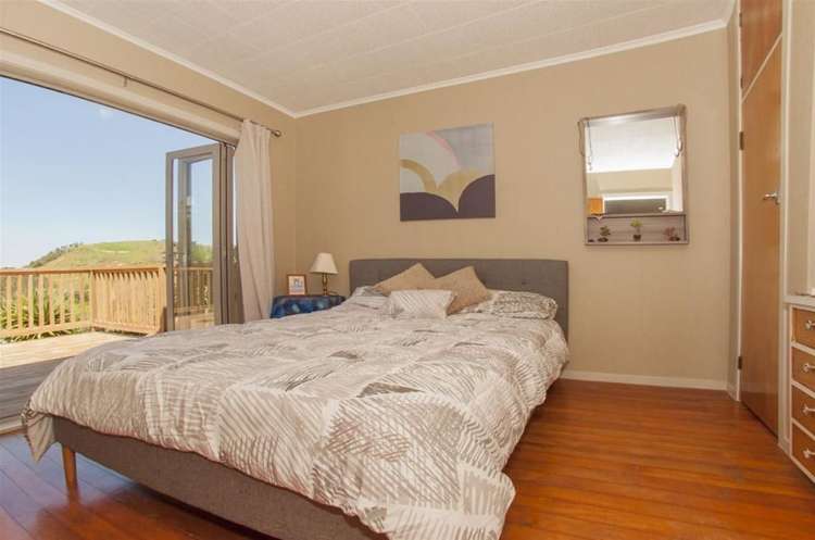 2 Ocean Beach Road Tairua_7