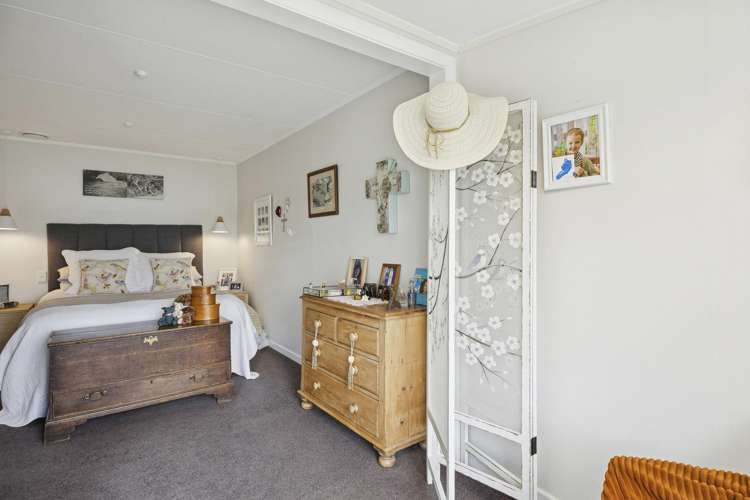 192 Doctors Point Road Waitati_16