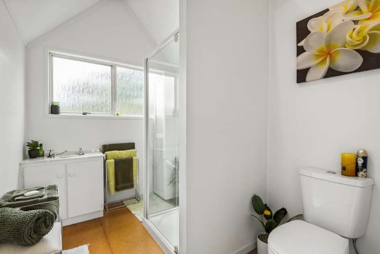 25 Kitewao Street Northcote_11