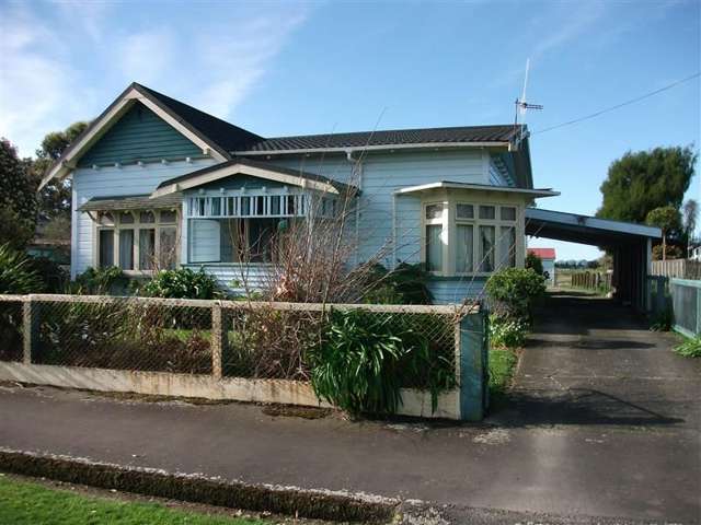 PAHIATUA- 4 BEDROOMS