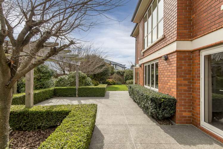 48 Chateau Drive Burnside_17