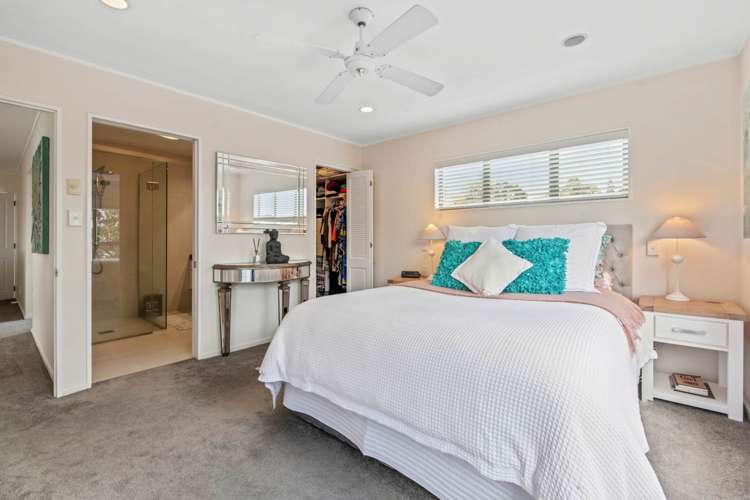 2/12 Westview Court Somerville_13