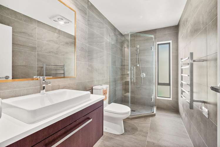 56C Shelter Drive Greenhithe_17