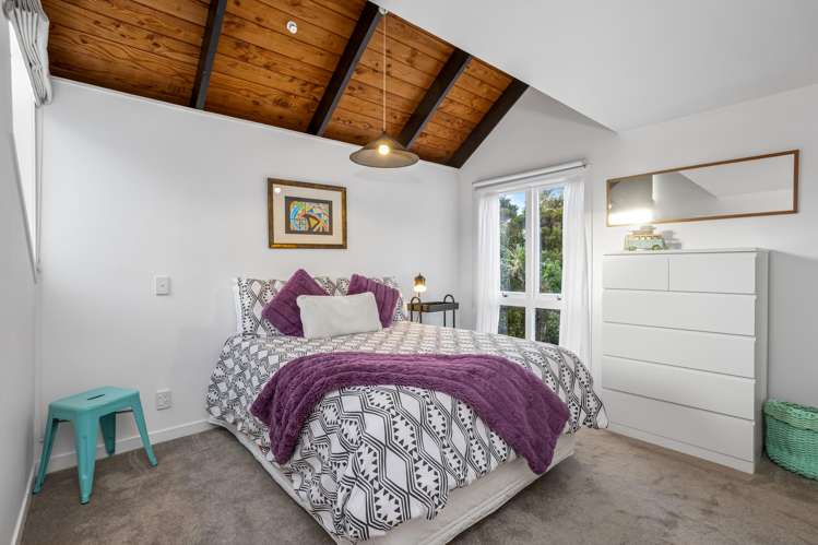 8 Eucalyptus Place Beach Haven_11