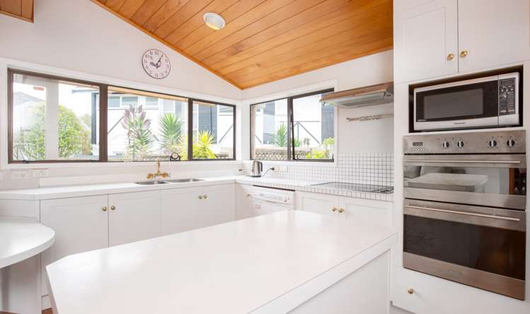 1/62 Aberdeen Road Campbells Bay_11