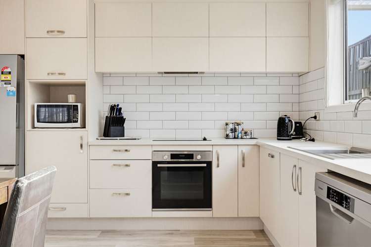 144 Waikawa Road Picton_13