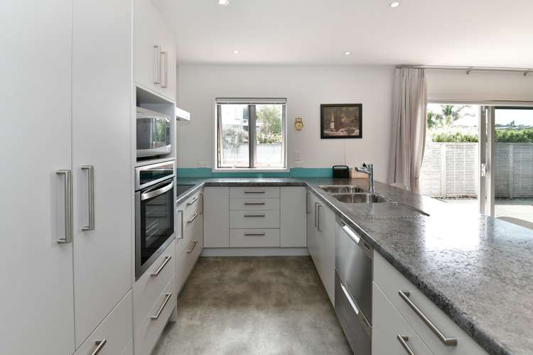 8 Bayview Park Lane Orewa_5