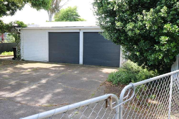 6 Lincoln Road Carterton_15