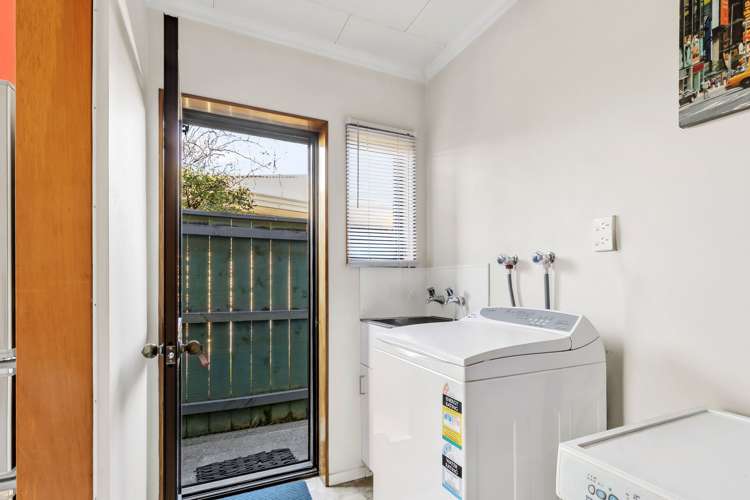 26 Coleridge Place Stoke_10