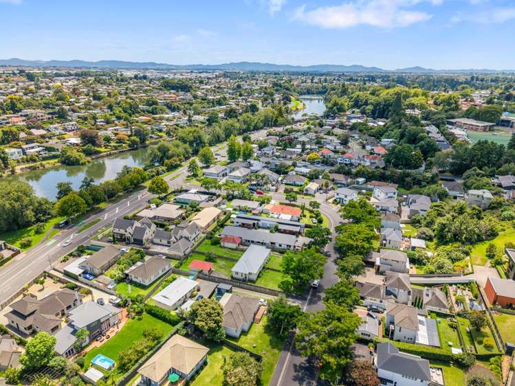 39 - 41 Banbury Crescent Fairfield_20