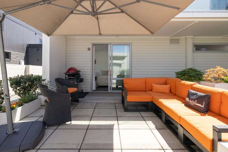 1/104 Harbour Drive Otumoetai_26