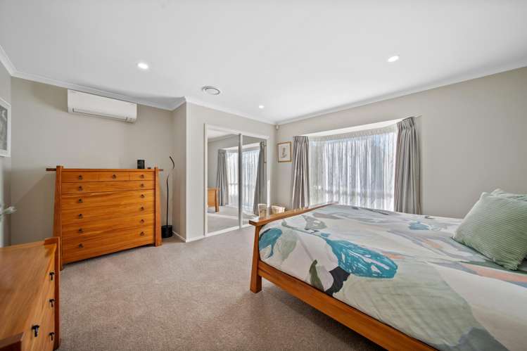 17 Flora Place Wattle Downs_29