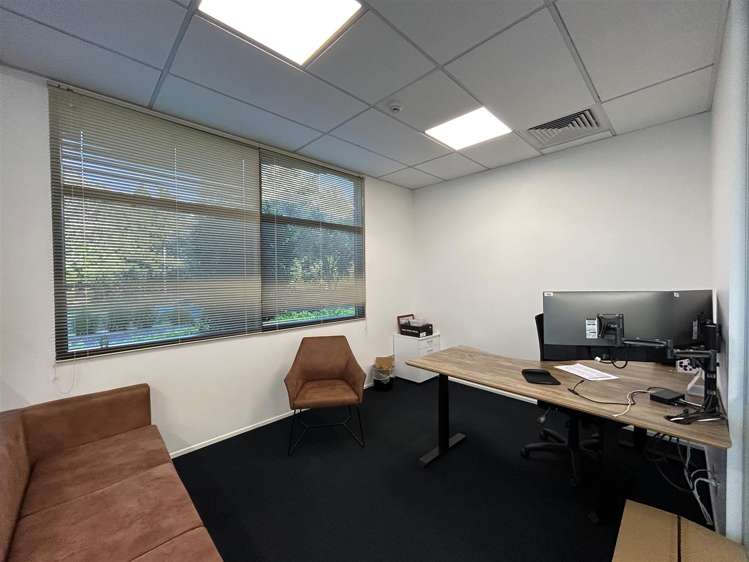 128 Hugo Johnston Drive Penrose_8