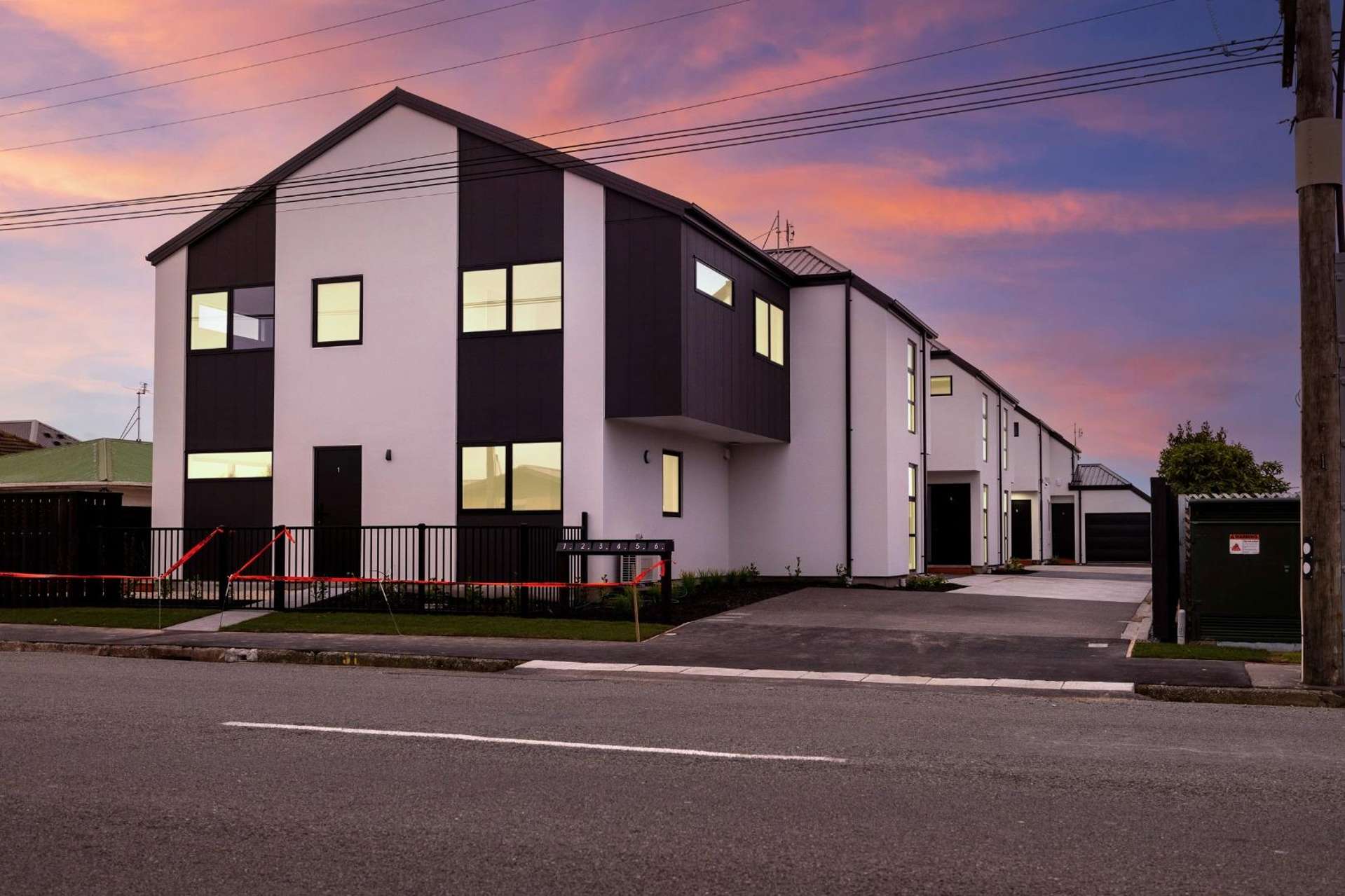 4/51 Amyes Road Hornby_0