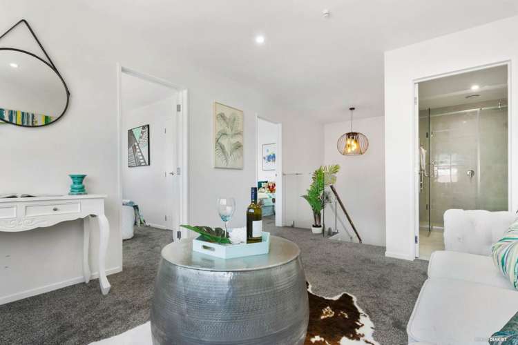 2b Lucinda Place Glen Eden_13