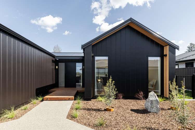 27 Matau Crescent Frimley_23