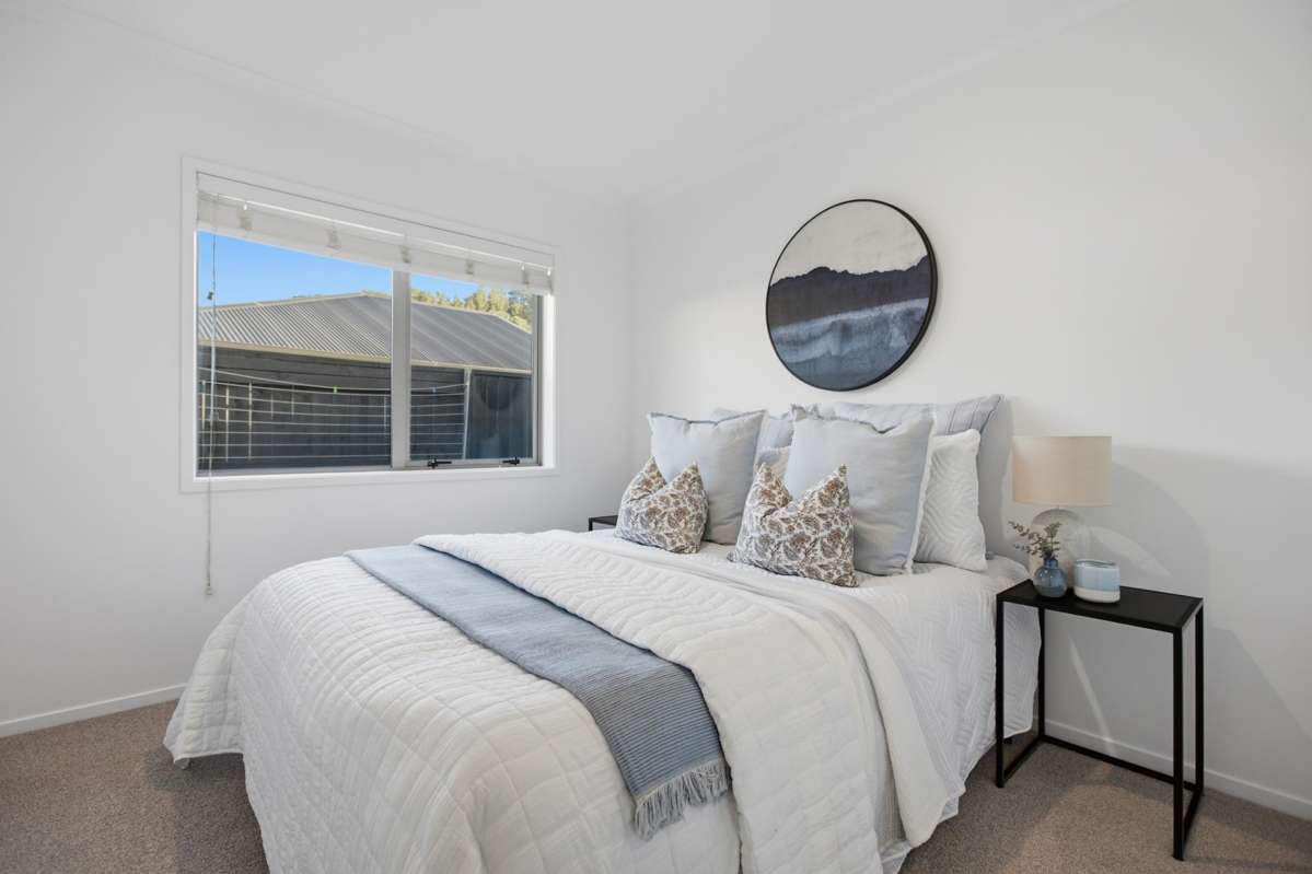 269 Lakes Boulevard_3
