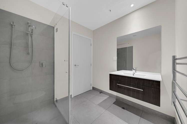204/69D Hall Avenue Mangere_11