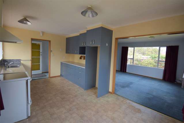 239 Revell Street Hokitika_4