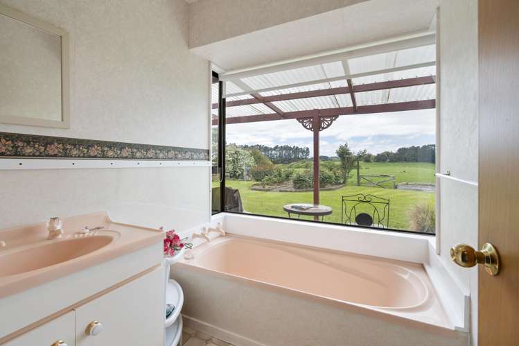 117 Te Rakehou Road Feilding_11