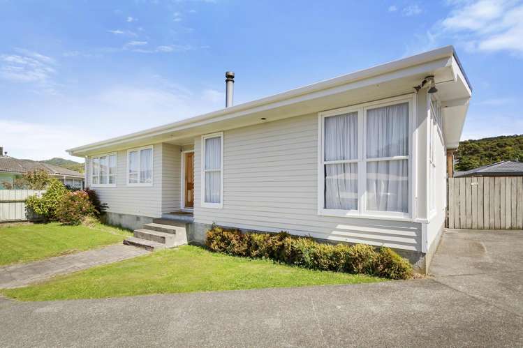15 Kerepehi Grove Wainuiomata_1