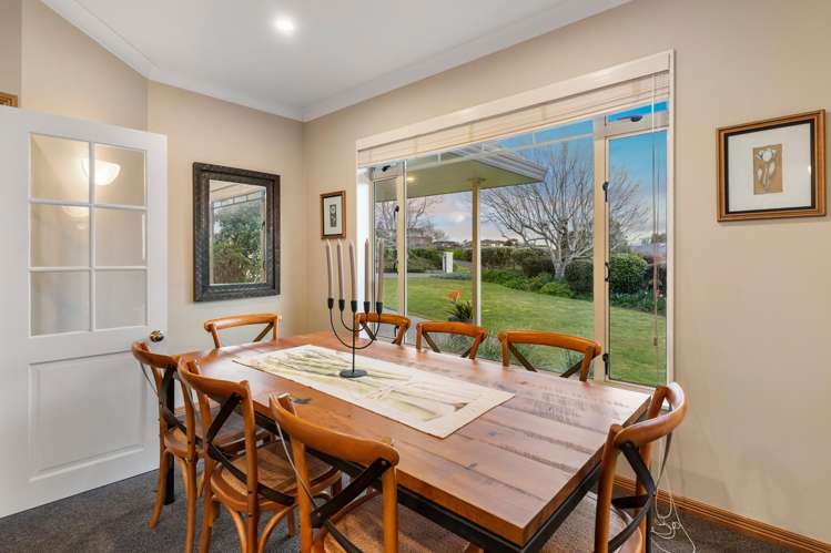 592 Redoubt Road Flat Bush_7