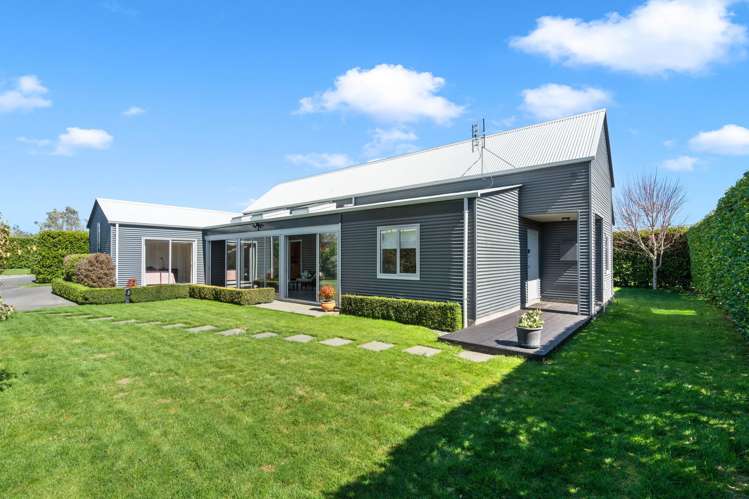 12 Burgundy Drive Martinborough_17