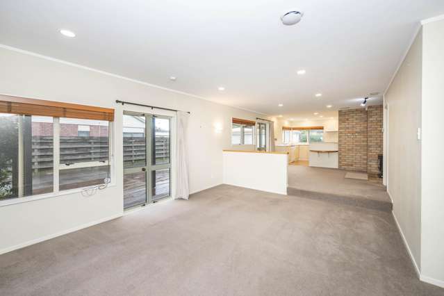 9 Cromwell Drive Fitzroy_2