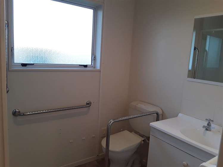 8/13 Campbell Close Whangamata_5