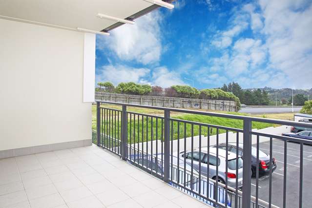 E9/71 Spencer Road Oteha_2