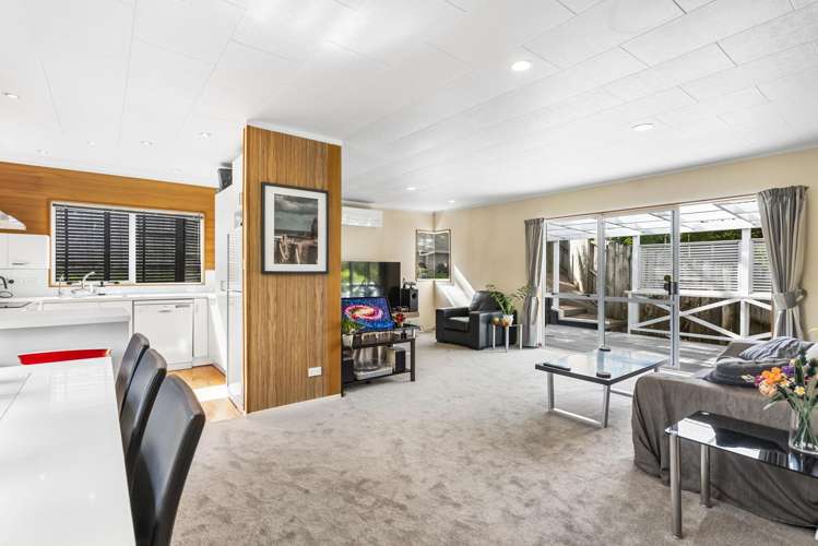 2/17 Waipa Street Birkenhead_5