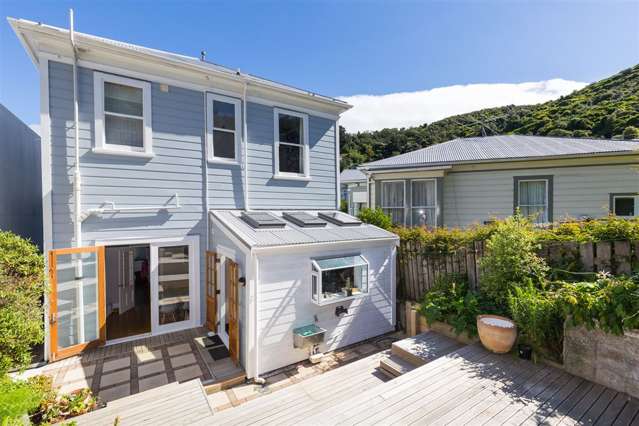 30 Medway Street Island Bay_2