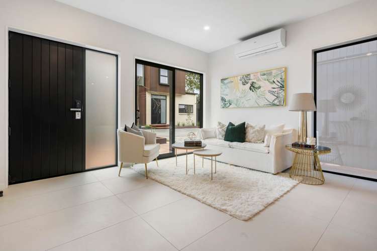 Lt 3,4,5, Rene Place_3