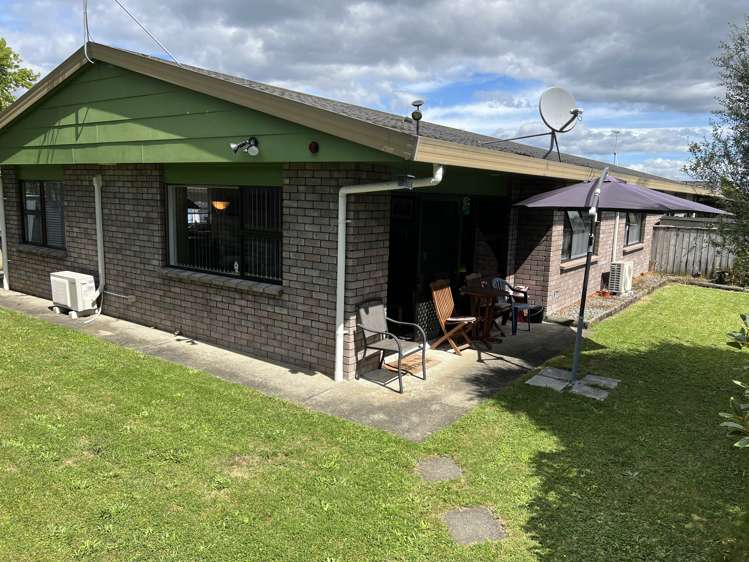 6 Churchill Street_0